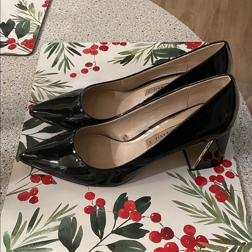 Zara Glossy Black Women's Heels